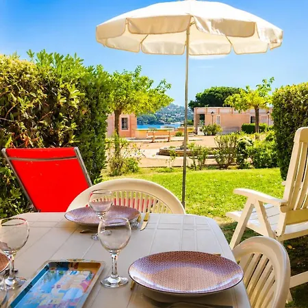 Cap Esterel, Quartier Belvédère 2p Meublé Tourisme 3 étoiles Climatisé Rez-de-jardin, Vue Mer, Wifi, Piscine Et Parking Inclus Saint-Raphaël